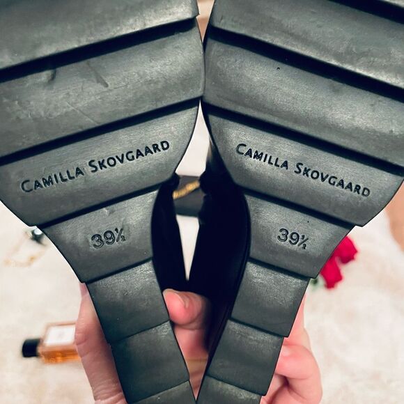 ♥️ THE SAW SOLE WEDGE ANKLE BOOTIE
CUTTING EDGE SHARPEST STYLE CAMILLA SKOVGAARD - Picture 12 of 17